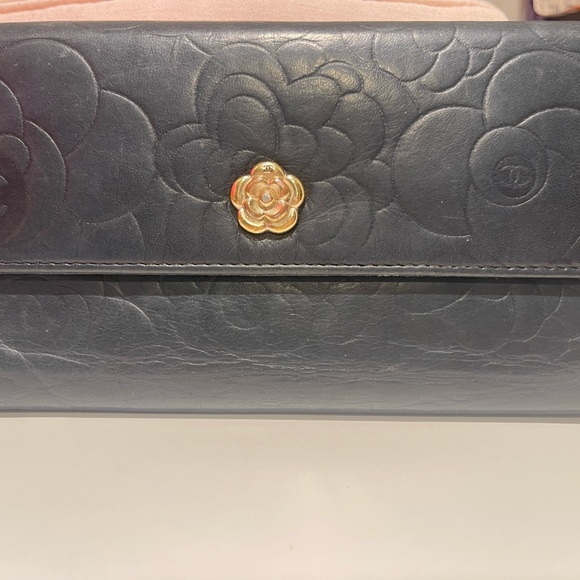 Chanel Camellia Cocomark Trifold Leather Long Wallet w COA - Picture 2 of 14